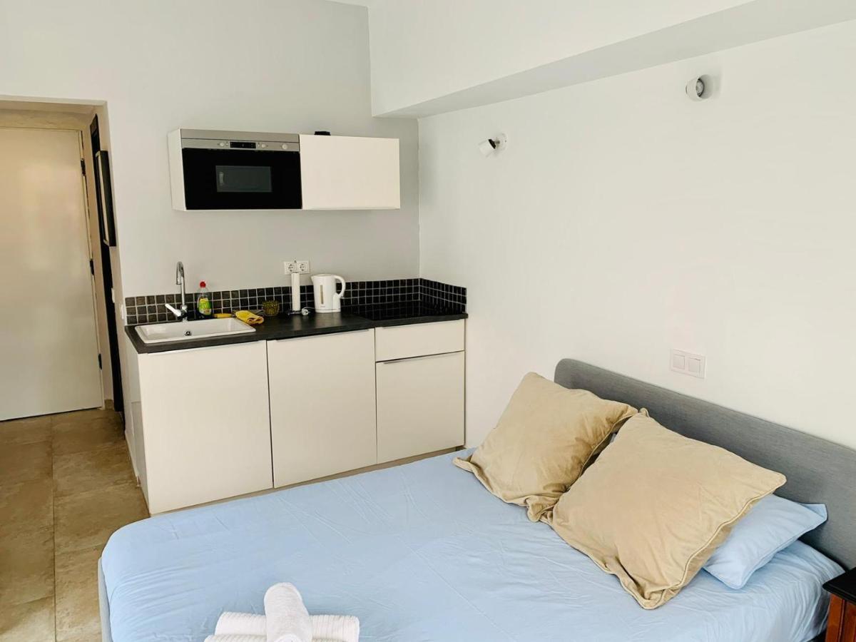 Begonia City Center Apartment 230 By Namaste Elite Торремолінос Екстер'єр фото